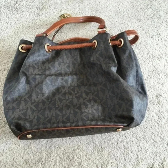 Michael Kors Purse - Picture 3 of 4
